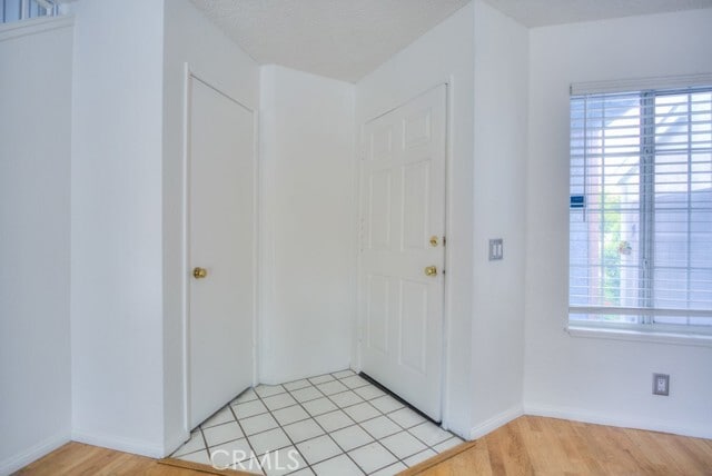 Building Photo - 13006 Parkview Dr