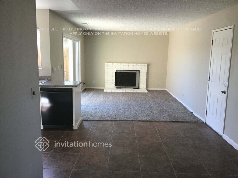 Building Photo - 3442 Chandler Cir