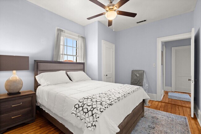 Building Photo - 335 Ashley Ave