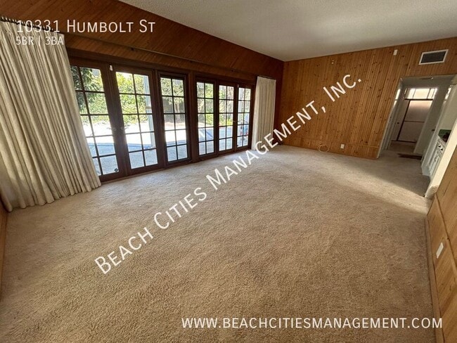 Building Photo - 10331 Humbolt St
