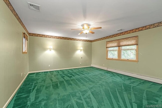 Building Photo - 709 Carlyle St