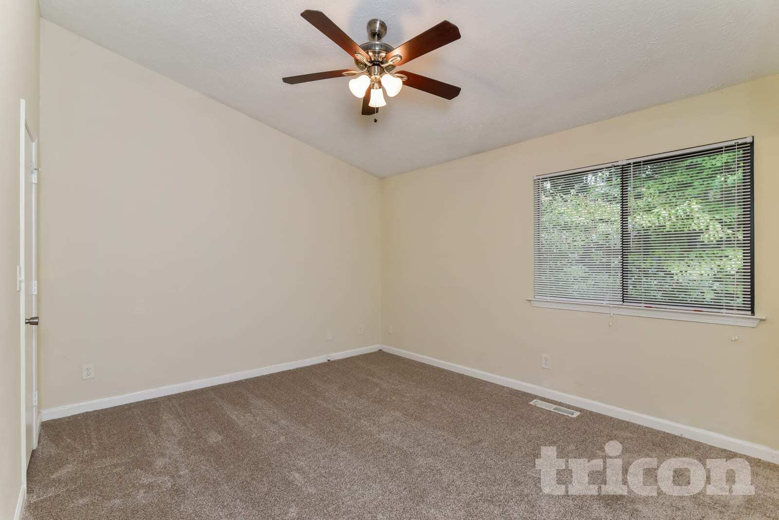 Building Photo - 2520 Hewatt Rd