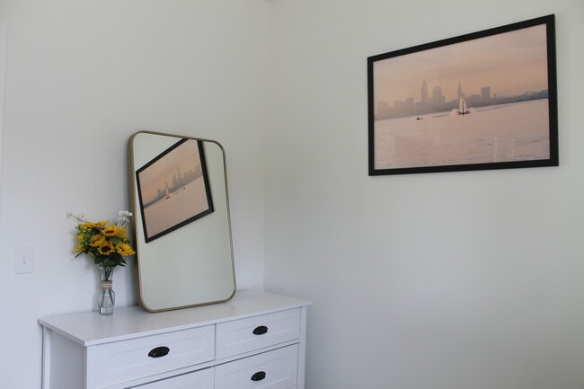 Building Photo - 1889 W 54th St