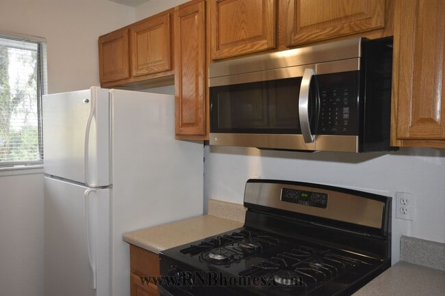 Building Photo - 4725 Hayford Way