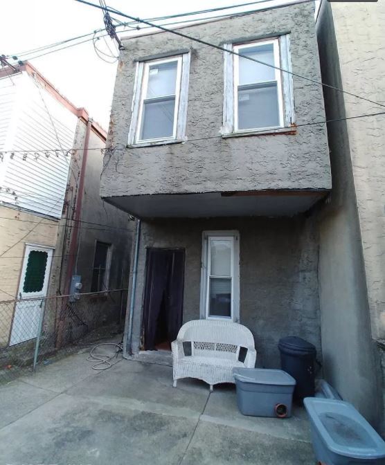 Primary Photo - 1741 W Passyunk Ave