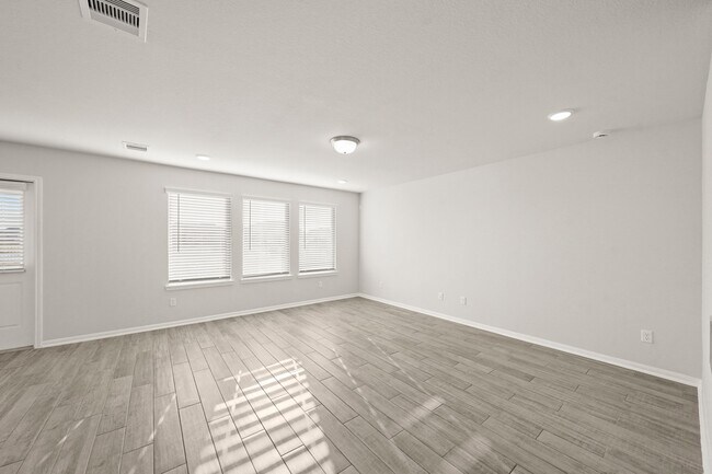 Building Photo - 2536 Allegretto Sea Dr