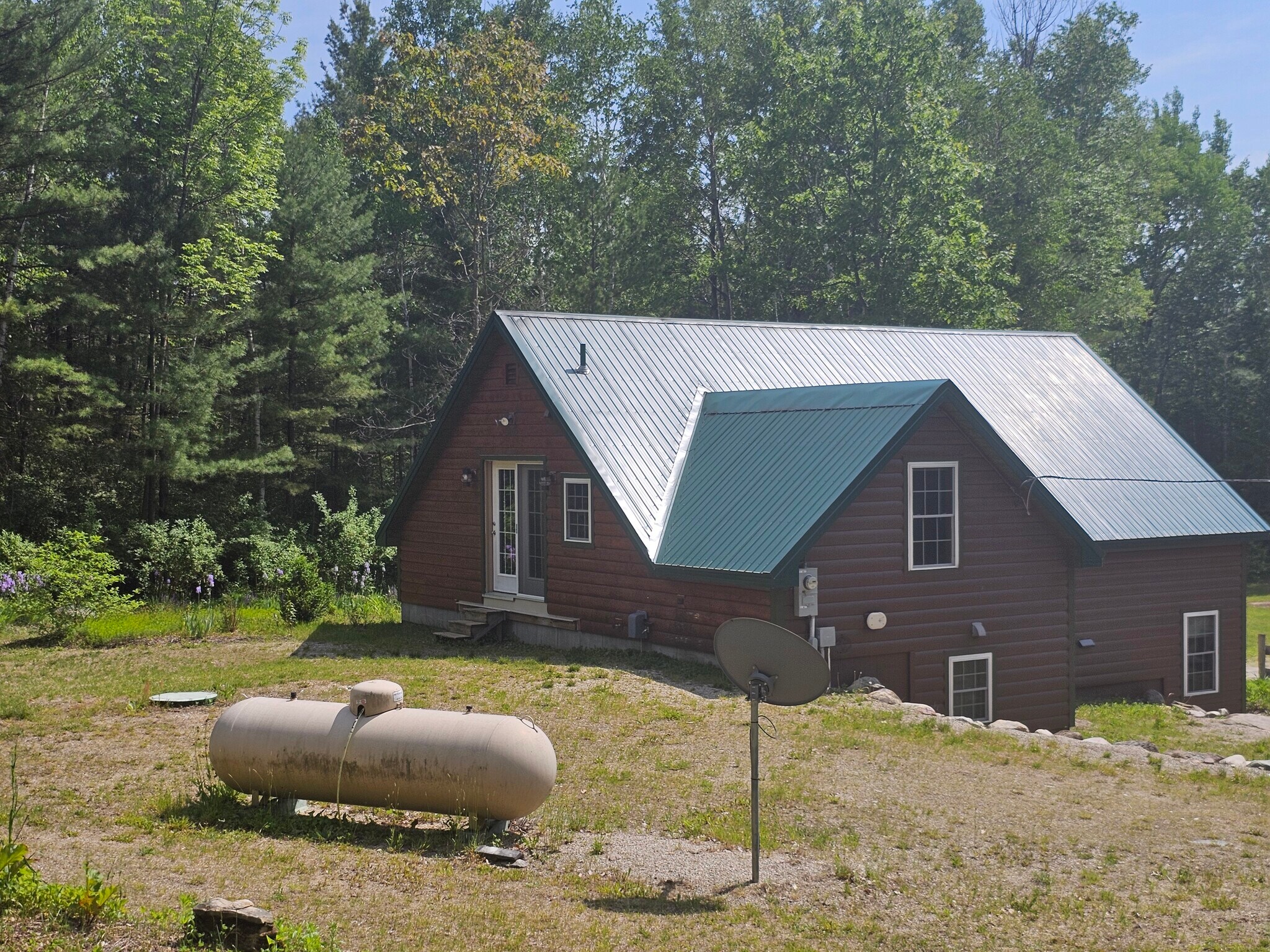 Building Photo - 2058 E Clarendon Rd