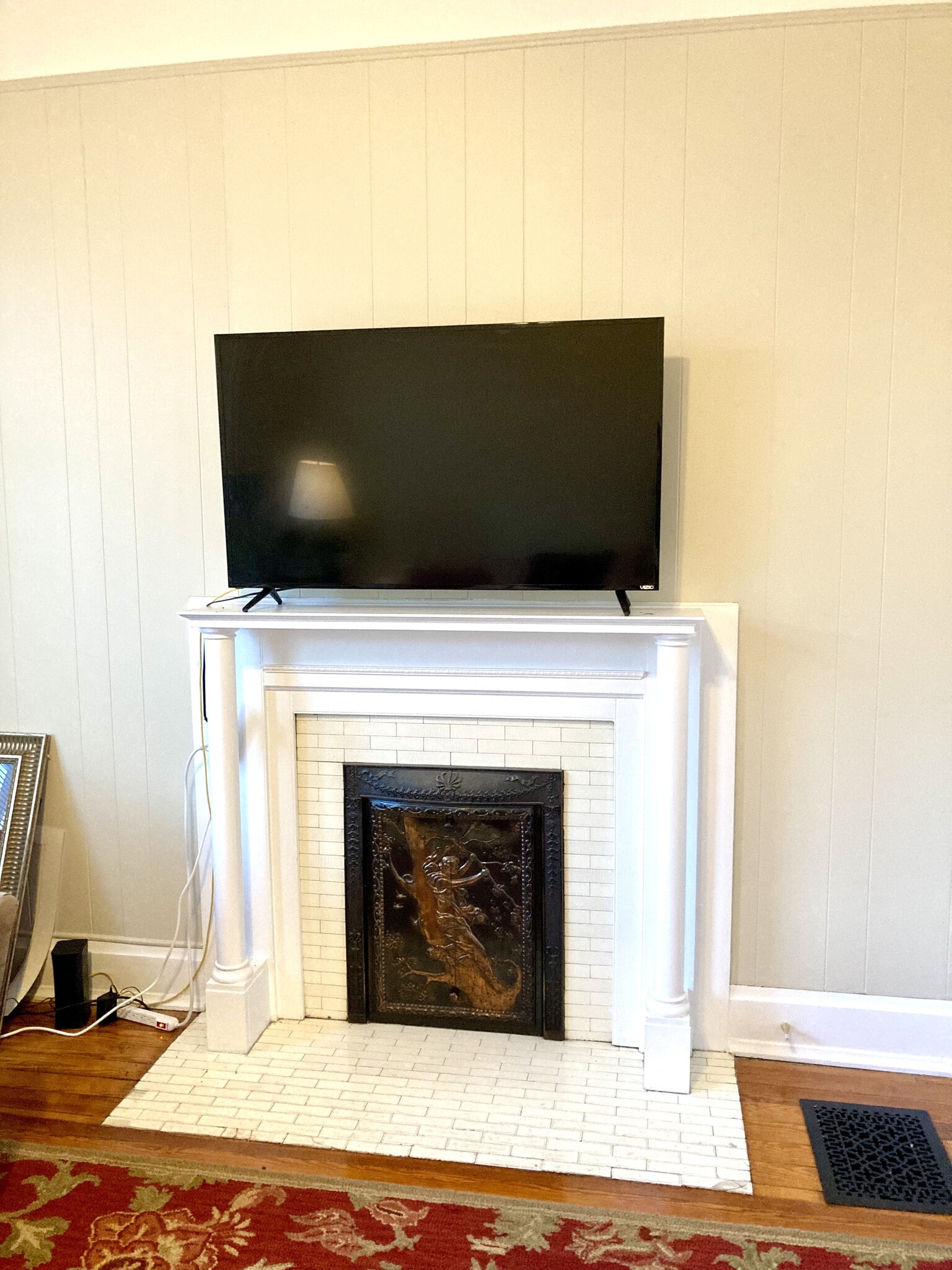 Building Photo - 222 E 18th St