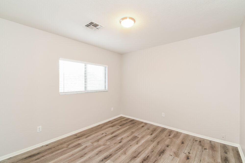 Building Photo - 8918 E Oro Cir