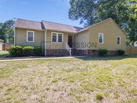 Building Photo - 7750 Robinwood Dr