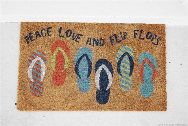 Building Photo - 901 E Madison Ave