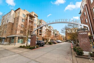 Building Photo - The Cambridge Apartments