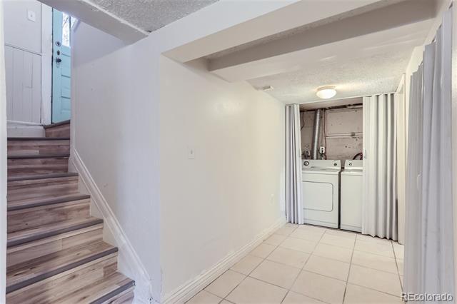 Building Photo - 5163 Beach Ct