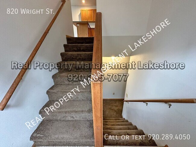 Building Photo - 820 Wright St