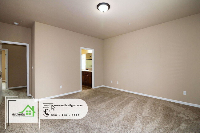 Building Photo - 3550 Cazadero Wy