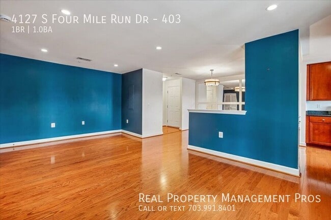 Building Photo - 4127 S Four Mile Run Dr