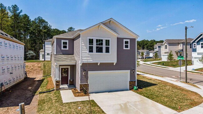 Building Photo - 4BR/2.5BA Home – 2,151 Sq Ft | Prime Location Between Downtown Durham & Brier Creek
