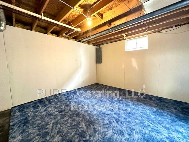 Building Photo - 7879 Bauman Ave