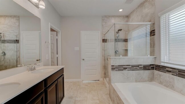 Building Photo - 2208 Gadwall Ct