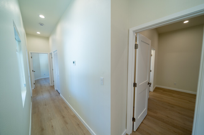 Building Photo - 25173 Vista Fusco