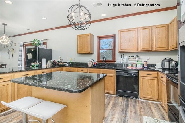 Building Photo - 1316 Plaza Ave SW