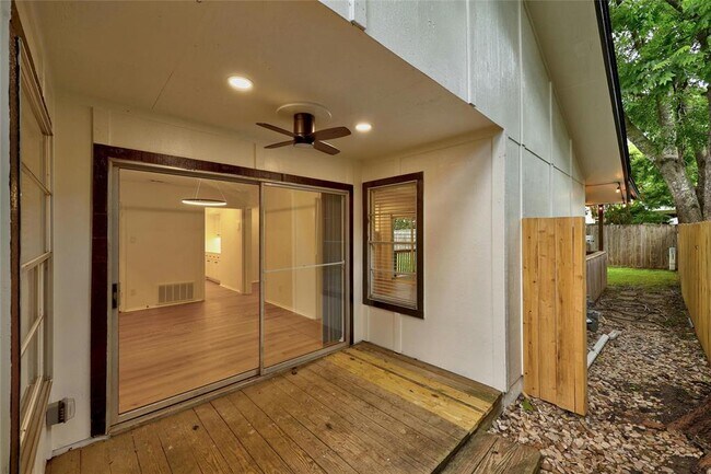 Building Photo - 12316 Bainbridge Ln