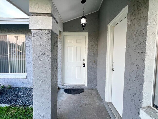 Building Photo - 11340 Cardiff Dr