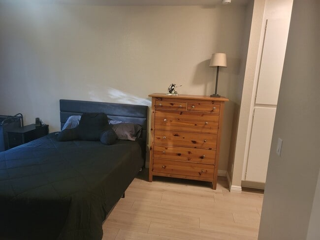 Building Photo - Newly Remodeled 1BED/1BATH in Pheasant Creek w/ Garage