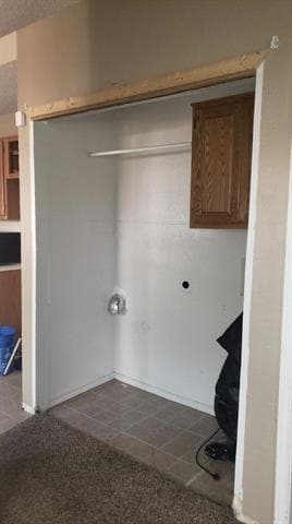 Building Photo - 2412 Country Hollow Ln