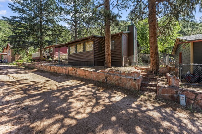 Building Photo - 8234 W Hwy 24