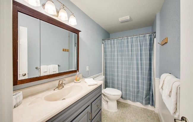 Building Photo - 7514 W Swift Ln