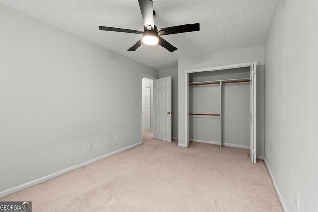 Building Photo - 115 Rockhurst Chase