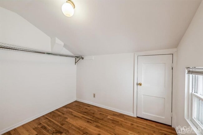 Building Photo - 114 S 5th Ave