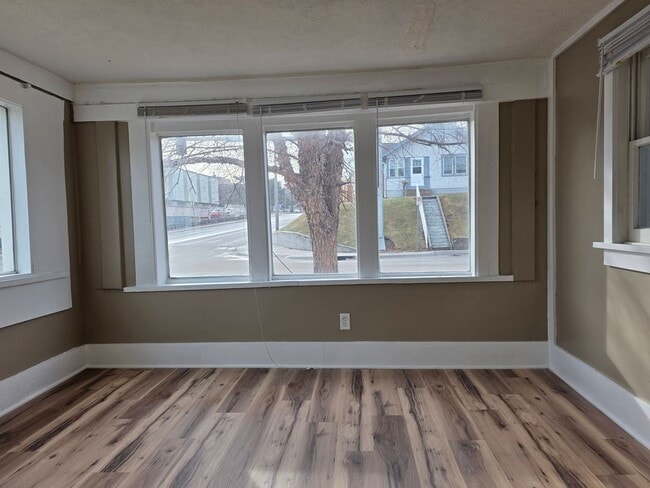 Building Photo - 4204 Pacific St