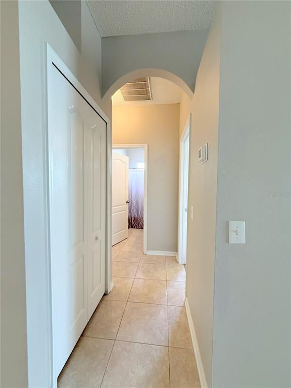 Building Photo - 10301 Goldenbrook Way