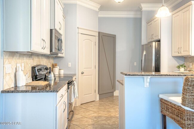 Building Photo - 61 Madie Ln