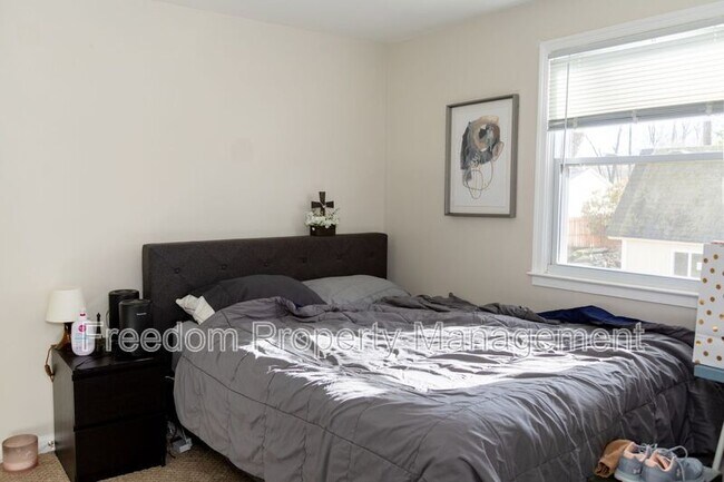 Building Photo - 5317 Macwood Dr