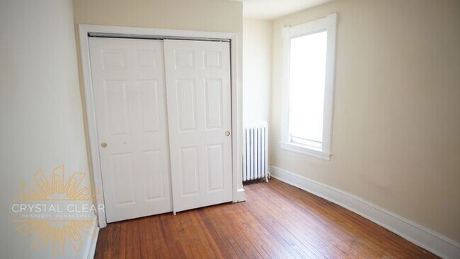 Building Photo - 416 McCabe Ave