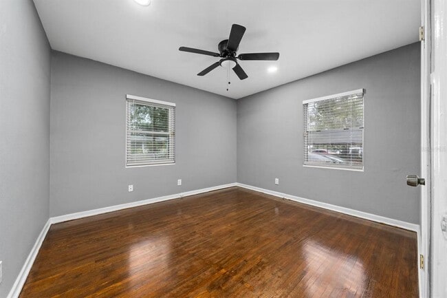 Building Photo - 6531 Hill Top Rd