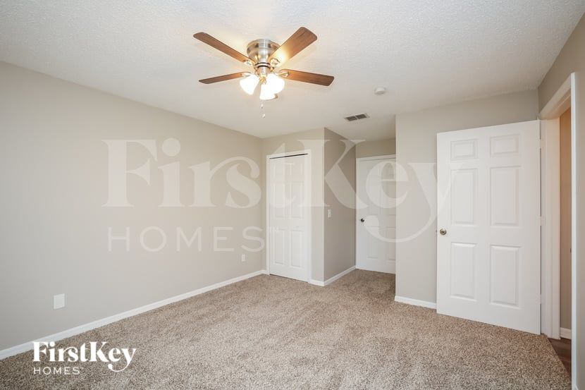 Building Photo - 415 Calhoun St