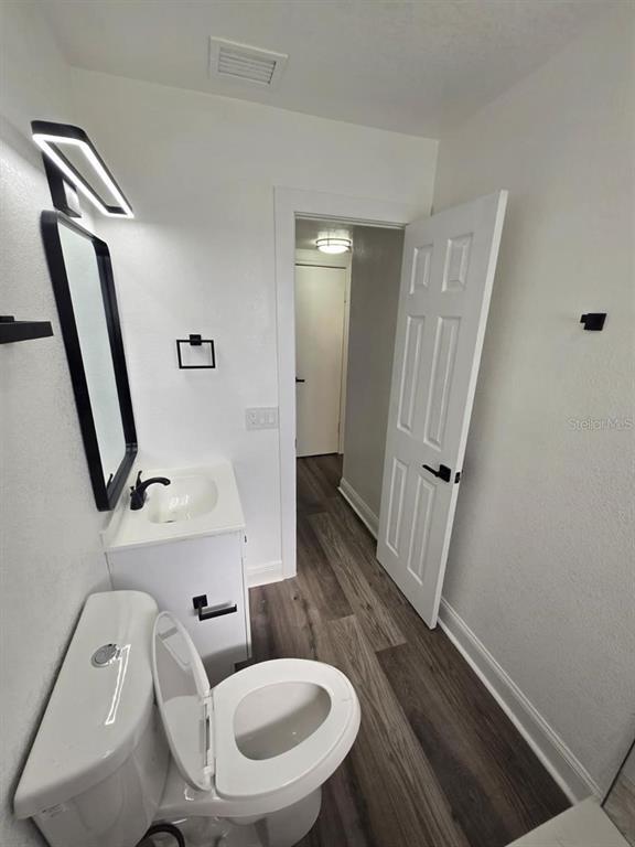 Building Photo - 1232 Elinore Dr