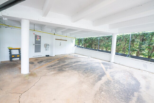 Building Photo - 2701 N Ocean Blvd