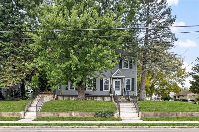 Primary Photo - 800 E Atlantic Ave