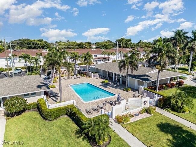 Building Photo - 473 12th Ave S