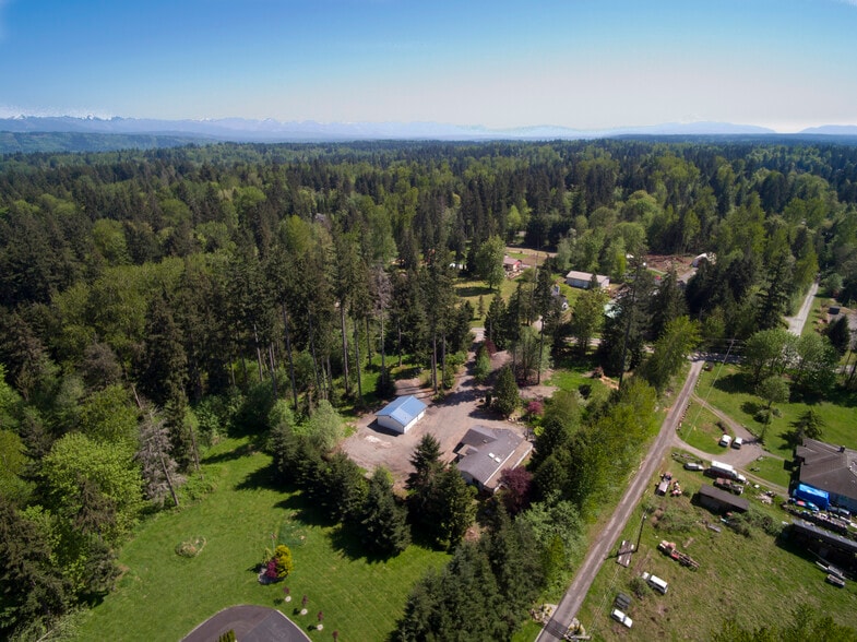 Building Photo - 13315 Lost Lake Rd