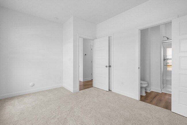 Building Photo - 2910 Kempthorne Rd