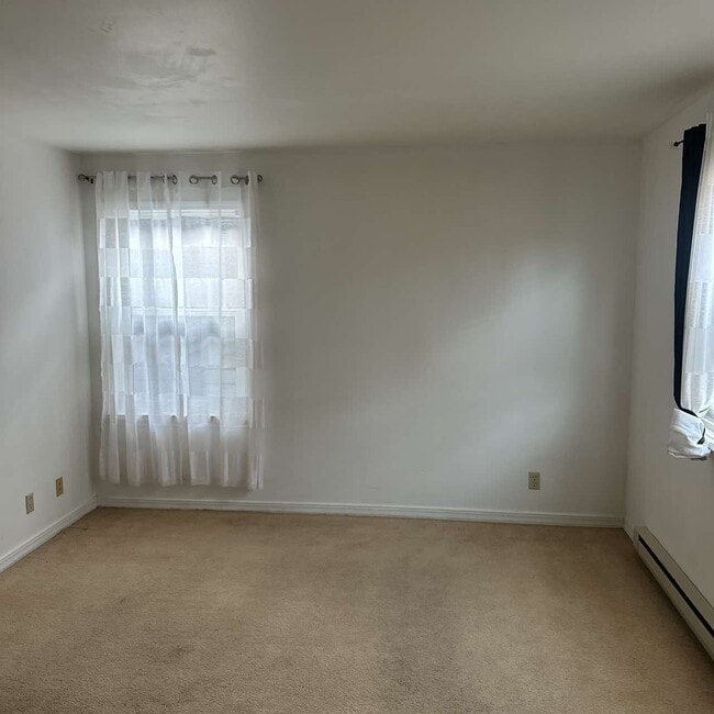 Building Photo - 1070 Elk Run Ln