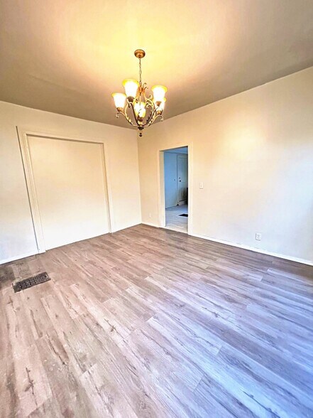 Building Photo - 37 W Dorrance St