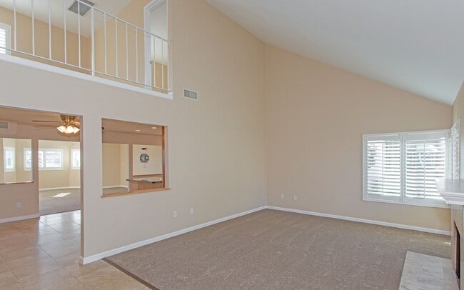 Building Photo - Wonderful 4 bedroom home in San Marcos!