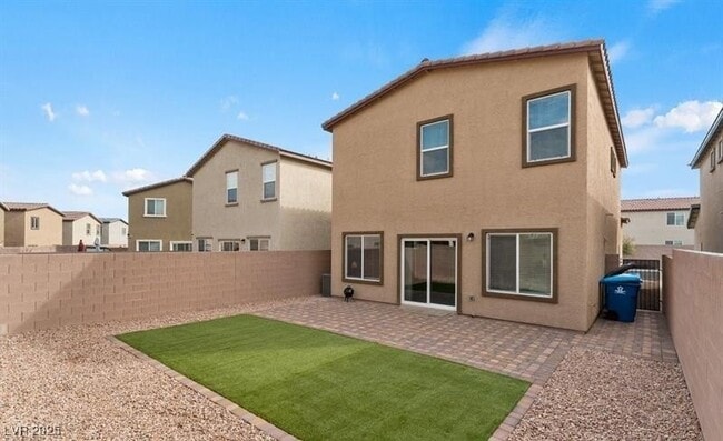 Building Photo - 7462 Dragonfruit Ave